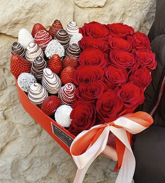 Бокс Love (M)